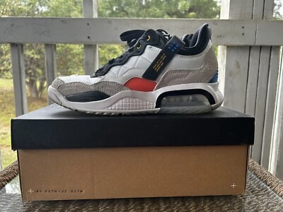 Talla 8.5 - Zapato de baloncesto Jordan MA2 Ultramarine 2021 usado Foto 1 de 4