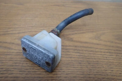 2003 SUZUKI GSXR750 BRAKE MASTER CYLINDER RESOVIOR FITS 01-03 - Image 1 of 4