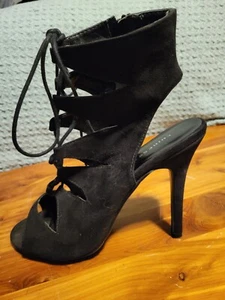 Chinese Laundry Black Heels Strappy Sandals Jemar-003 Size 10M Zipper 4-1/2" - Picture 1 of 10