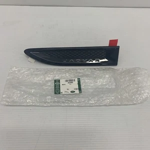 JAGUAR E-PACE 17- LH BLACK GLOSS POWER SIDE VENT WING TRIM NEW GENUINE J9C3055 - Picture 1 of 3
