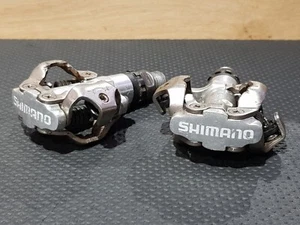 Shimano SPD PD-M520 Clipless Bike Pedals - Picture 1 of 7