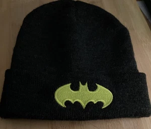 Batman Youth Unisex Beanie Black/Lime Green Logo DC One Size CHJ-508 FREE SHIP - Picture 1 of 2