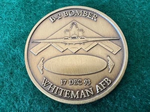 CHALLENGE COIN B-2 Stealth Bomber Whiteman AFB 1993 509th Bomb Wing - Picture 1 of 3