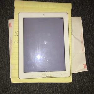 Apple iPad 2nd Gen Cracked Screen - Afbeelding 1 van 4