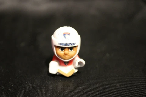 Collectible NHL TEENYMATES Series 5 Figure - FLORIDA PANTHERS - NEW! Loose Cover