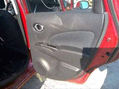 2014 NISSAN VERSA  Door Trim Panel, RIGHT REAR  - Imagem 1 de 4
