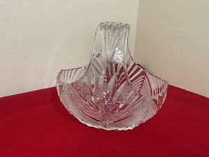 Vintage Lead Crystal Basket Bowl Candy Dish Cut Frosted Glass - Picture 1 of 14