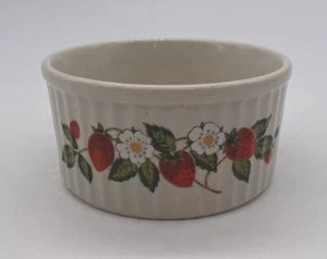 Sheffield Strawberries N Cream Ramekin Made In Japan - Picture 1 of 7