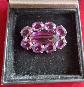 Vintage Gold Tone Open Back Purple Glass Paste Stones Oval Brooch - Picture 1 of 9