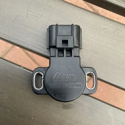 SUZUKI GSF1200 1200 GSF FZS FJR XJ YZF R1 60 TPS THROTTLE POSITION SENSOR MIKUNI - Image 1 of 2