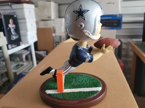 Rare Dallas Cowboys Memory company diving touchdown Bobblehead limited edition Cover