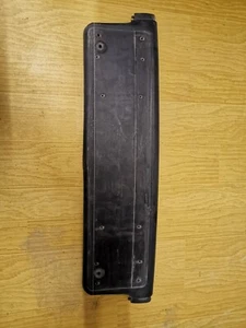 BMW 3 Serie E30 Vorne Stoßstange Nummernschild Halter - Bild 1 von 3