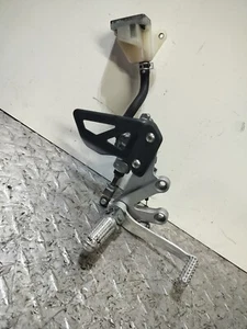2001-2003 suzuki gsxr 600 750 1000 oem Right Side driver rearset - Picture 1 of 8