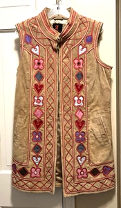 Vintage Adrienne Landau lange Wildleder bestickte Weste Boho Festival Hippie Tribal - Bild 1 von 14