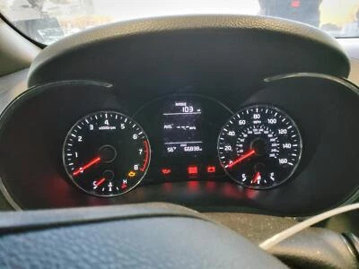 Medidor de velocímetro usado se adapta a: Kia Forte 2018 mercado de Estados Unidos México construido VIN 3 1ª excavación Foto 1 de 4