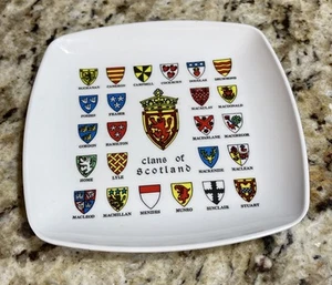 Vintage Clans Of Scotland 5.25" Melamine Plate From Holyroodhouse - Picture 1 of 3