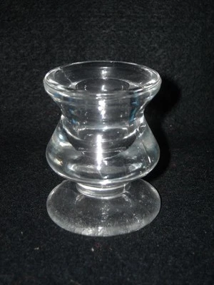 Candelabro Cónico, Vidrio Transparente, para Velas Cónicas de 7/8", Nuevo, 2 1/2" de Alto Foto 1 de 4