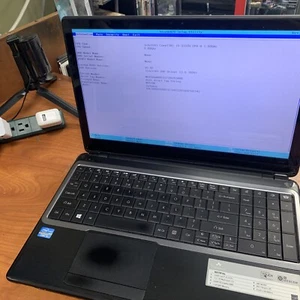GATEWAY NV570P10U TOUCHSCREEN 1.8GHz, 1GB, NOHD,I5-3337U FOR PARTS UNTESTED - Picture 1 of 9