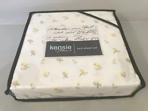 Kenzie Home Floral Printed 3 piece Twin Sheet Set - Picture 1 of 4