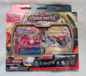 Pokemon Dragapult Ex League Battle Deck Box Sealed New 2025 - Foto 1 di 2