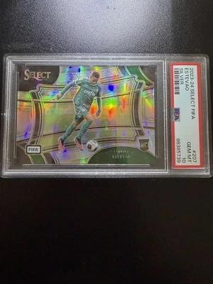 2023-24 Panini Select FIFA Soccer-Field Level-Rookie Estevao-Silver Prizm-PSA 10 - Изображение 1 из 2