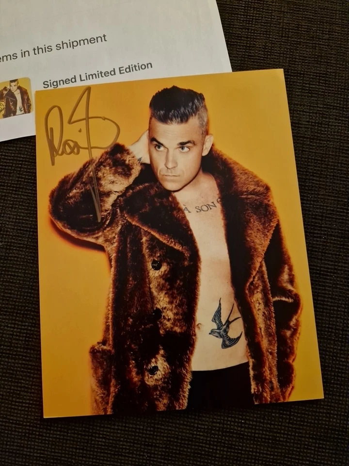 Original signierte Robbie Williams Autogrammkarte Limitied Edition Autograph - Bild 1 von 3