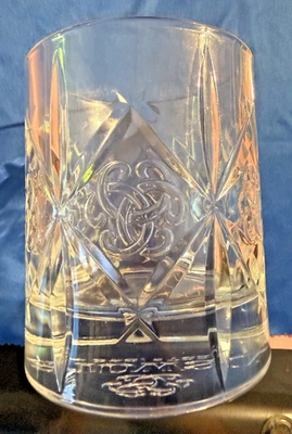 Dewars True Scotch Whisky Glass Celtic Truth Knot Embossed 8 Oz - Image 1 of 2