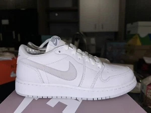 2021 NIKE AIR JORDAN 1 RETRO LOW OG NEUTRAL GREY Sample Size 5 Rare - Picture 1 of 6