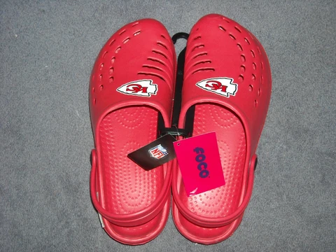 Kansas City Chiefs Men's FOCO NFL KC Logo Red Croc Like Shoes Size L 11-12 NWT Cover