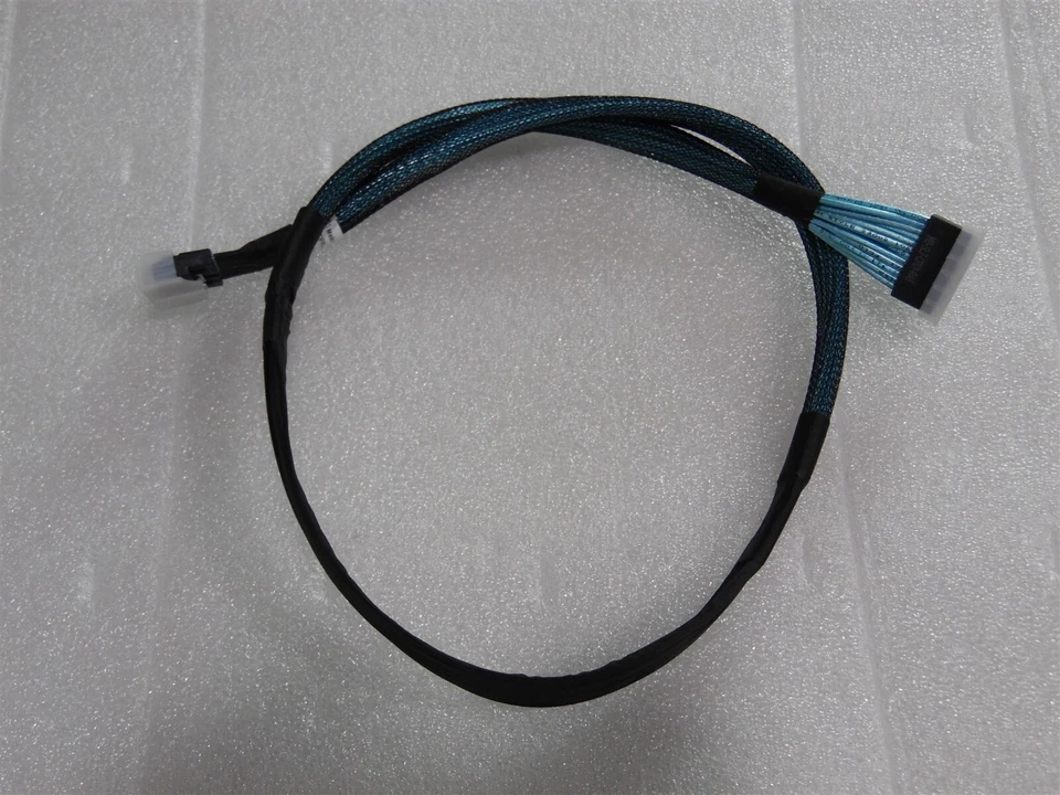 DELL POWEREDGE R750 8 BAY SFF SERVER H755 PERC RAID XDC17 CABLE - Image 1 of 1