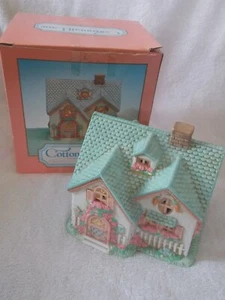 1993 Midwest Cannon Falls Cottontail Lane Springtime Cottage Osterdorf - Bild 1 von 9