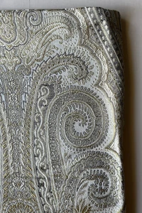 Wow Factor Quince Fabric Remnant 24"x24" - Picture 1 of 3