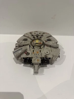 Transformers Star Wars Han Solo / Millenium Falcon - Image 1 of 4