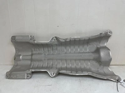 2017-2023 BMW 540I REAR CENTER FUEL TANK HEAT SHIELD INSULATION 51487340805 OEM Foto 1 de 4