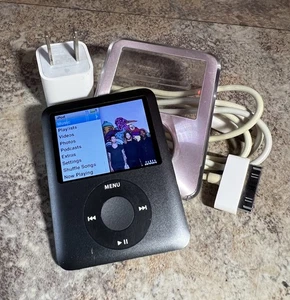 Apple iPod Nano 3rd Gen A1236 – 8GB – Black – Tested – Charger & Case Included - Picture 1 of 7