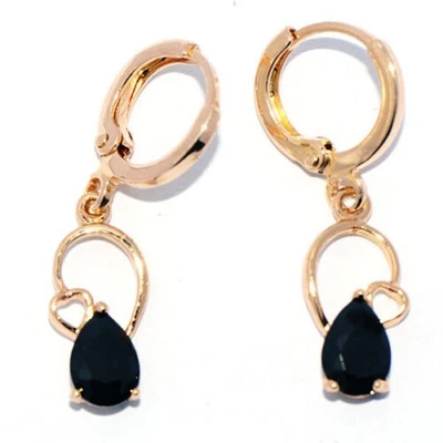 Bonitos Nuevos Pendientes Colgantes de Circonita cúbica Llenos de Oro Amarillo Ónix Negro en Forma de Pera Foto 1 de 4