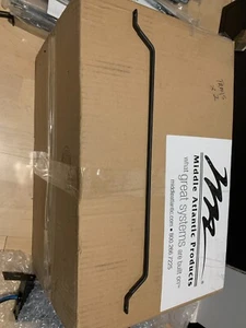 Middle Atlantic LBP-1.5 1-1/2" Offset Round Rod Horizon - Picture 1 of 1