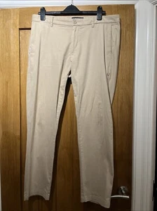 MENS TROUSERS SIZE 36S COLOUR TAN ,STRAIGHT FIT, FROM RODD & GUNN,PRE OWNED . - Picture 1 of 10