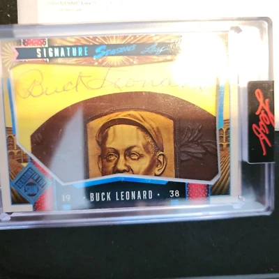 Hoja Signature Seasons in the Sun 2025 CSS-7 BUCK LEONARD 1938? CORTE AUTOMÁTICO Foto 1 de 4