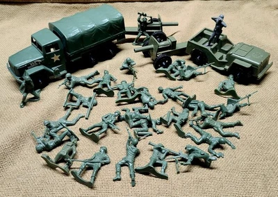 De colección 32 piezas Tim-Mee Marx Plástico Ejército Hombres Juguete Soldados Con Jeep y Cañones Foto 1 de 4