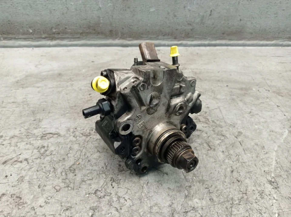 MERCEDES SPRINTER (B906) 314 CDI Pompe À Haute Pression A6510701601 - Image 1 of 4