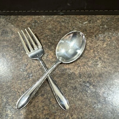 Toalla FLAUTAS PLATA ESTERLINA Cuchara y Tenedor Bebé Sin Monograma Foto 1 de 4