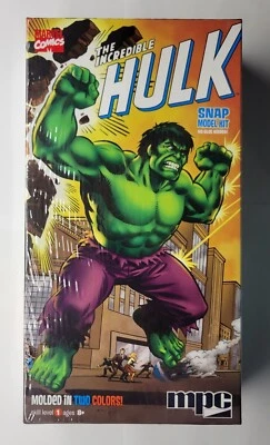 Round 2 MPC The Incredible Hulk Snap Model Kit - Image 1 of 4