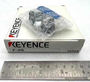 NUEVA LENTE SENSOR DE VISIÓN LATERAL DE FIBRA ÓPTICA KEYENCE F-20 JAPÓN - Imagen 1 de 5