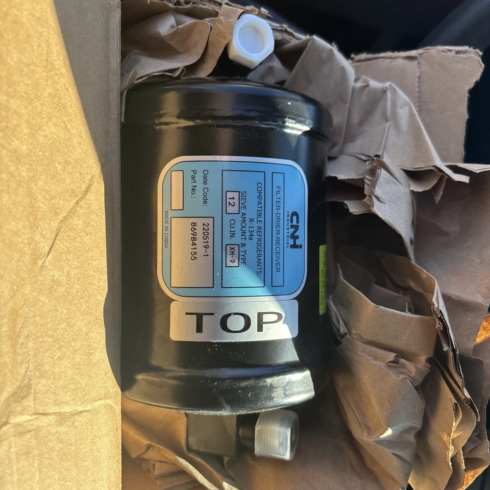 A/C Compressor R134A Genuine CNH XH-9 Filter/Drier/Reciever - Image 1 of 1