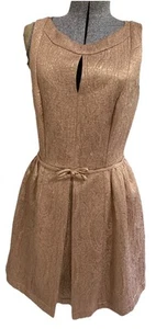Taylor Metallic Gold Sleeveless Sheath Bell Dress Embossed Paisley Print Size 12 - Picture 1 of 15