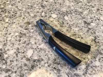 Heavy Duty Handheld  Chrome Oneida Nut & Seafood Crab Lobster Cracker - Image 1 of 4