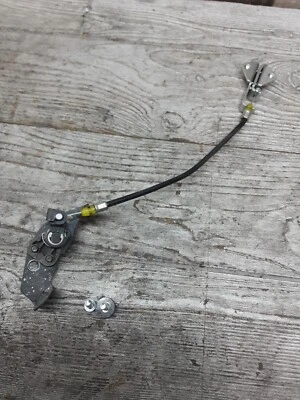 2007 07 06-08 Kawasaki Ninja 650R EX650R Driver Passenger Seat Latch Lock NO KEY - Image 1 of 4