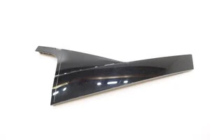 VOLVO XC60 2018-2025 PUERTA TRASERA IZQUIERDA MOLDURA PANEL OEM 32216047 - Imagen 1 de 13