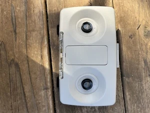 DODGE JOURNEY REAR 2ND ROW OVERHEAD ROOF INTERIOR DOME LIGHT OEM+ - Picture 1 of 3